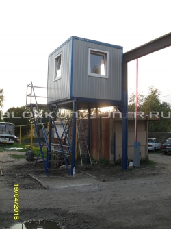 Вагончик для охраны с лестницей в Суровикино